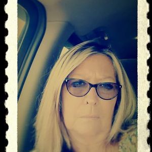 Meet your Posher, Gail